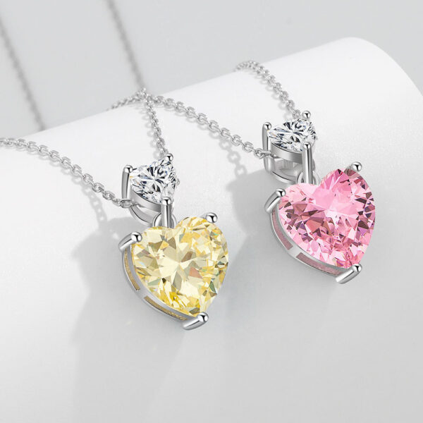 Diamond Heart-shaped Crystal Pendant Women's Fashion