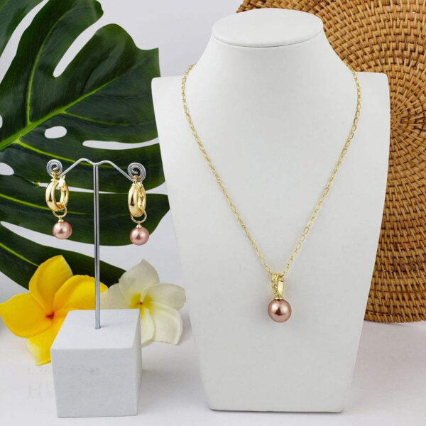 Simple Shell Pearl Earrings And Necklace Set - Image 2