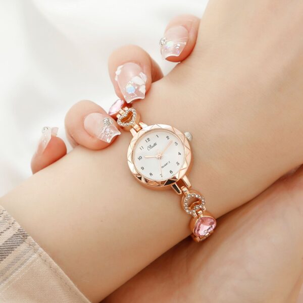 Women's Simple Disc Light Luxury Quartz Bracelet Jewelry Watch - Image 6