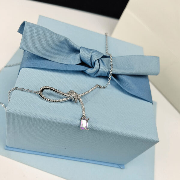 Aurora Small Sugar Cube Ribbon Knot Necklace Female Clavicle Chain - Image 2